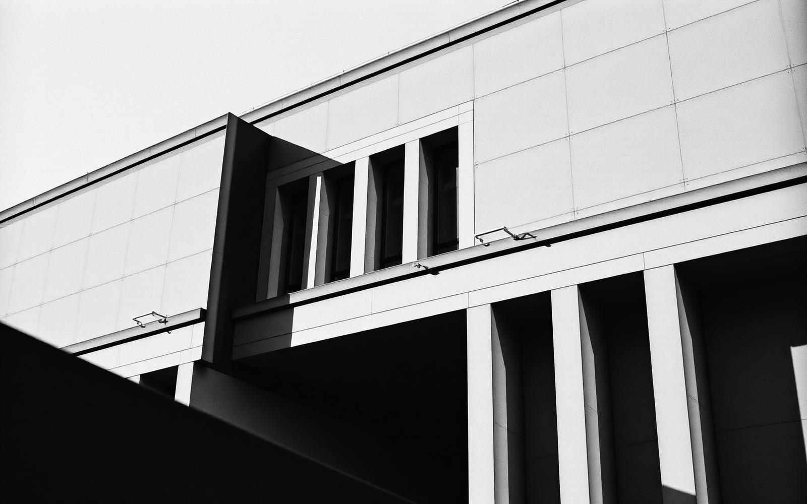 Architettura contemporanea a Roma, fotografia monocromatica
